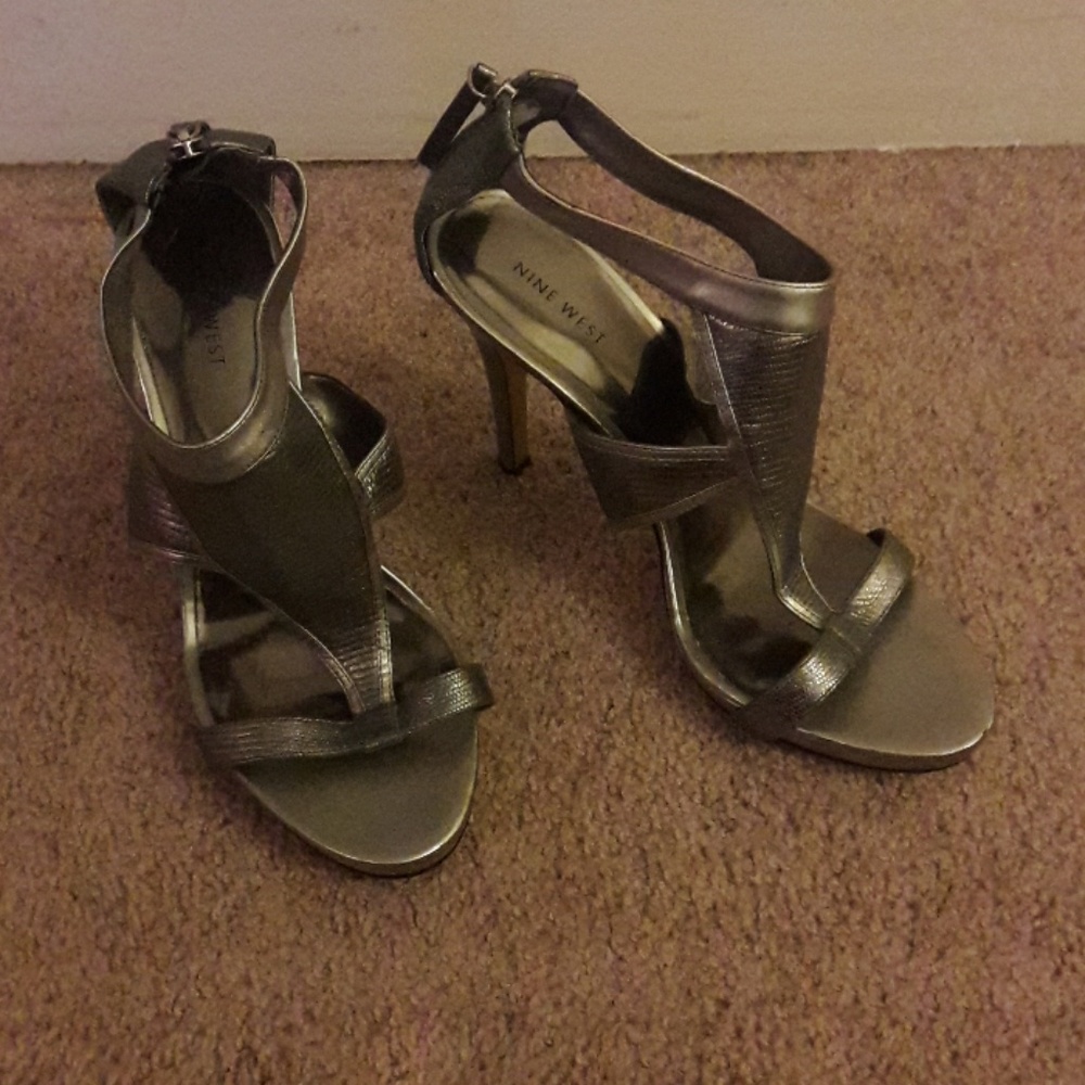 NWOT High Heel Sandals